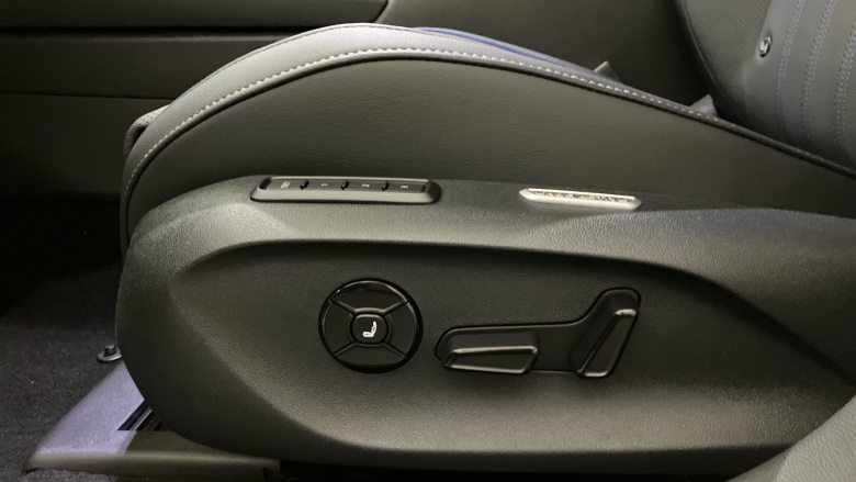 Volkswagen Passat 1.5 eTSI R-Line 5dr DSG Petrol Estate